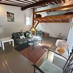 Beautiful Apartment In The Middle Of Town
