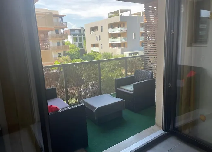 F2 50 M2 Avec Place De Parking En Ss Privative Et Clim Chambre
