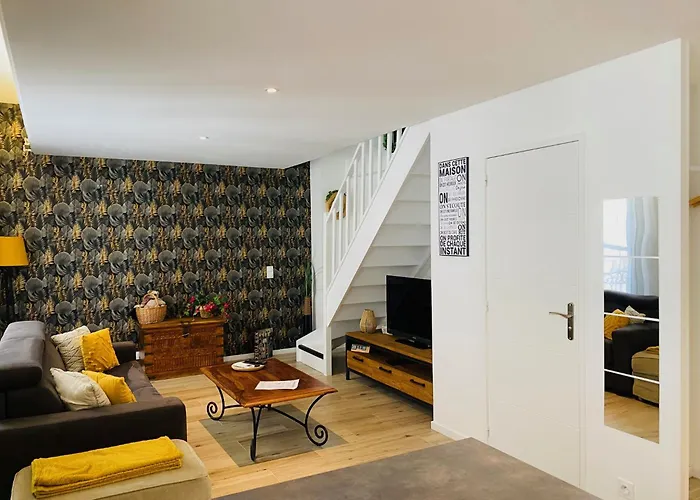 Douillet Et Coquet Appartement Climatise - Parking Prive Gratuit - Centre Montpellier