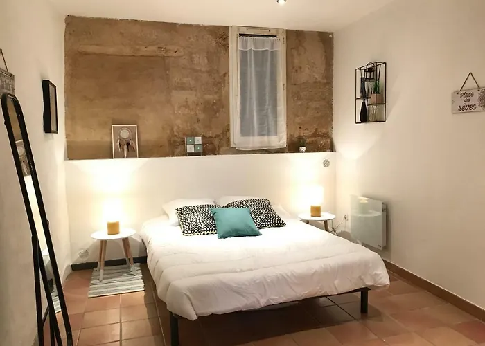 Super Appart T2 - Historic Center - Idealement Situe