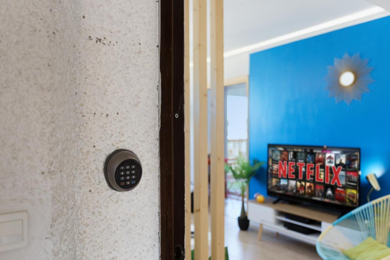 Apartment Smile Home: Panoramic Views & Sunny Terrace Oasis