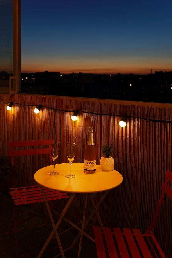 Smile Home: Panoramic Views & Sunny Terrace Oasis Apartment Montpellier