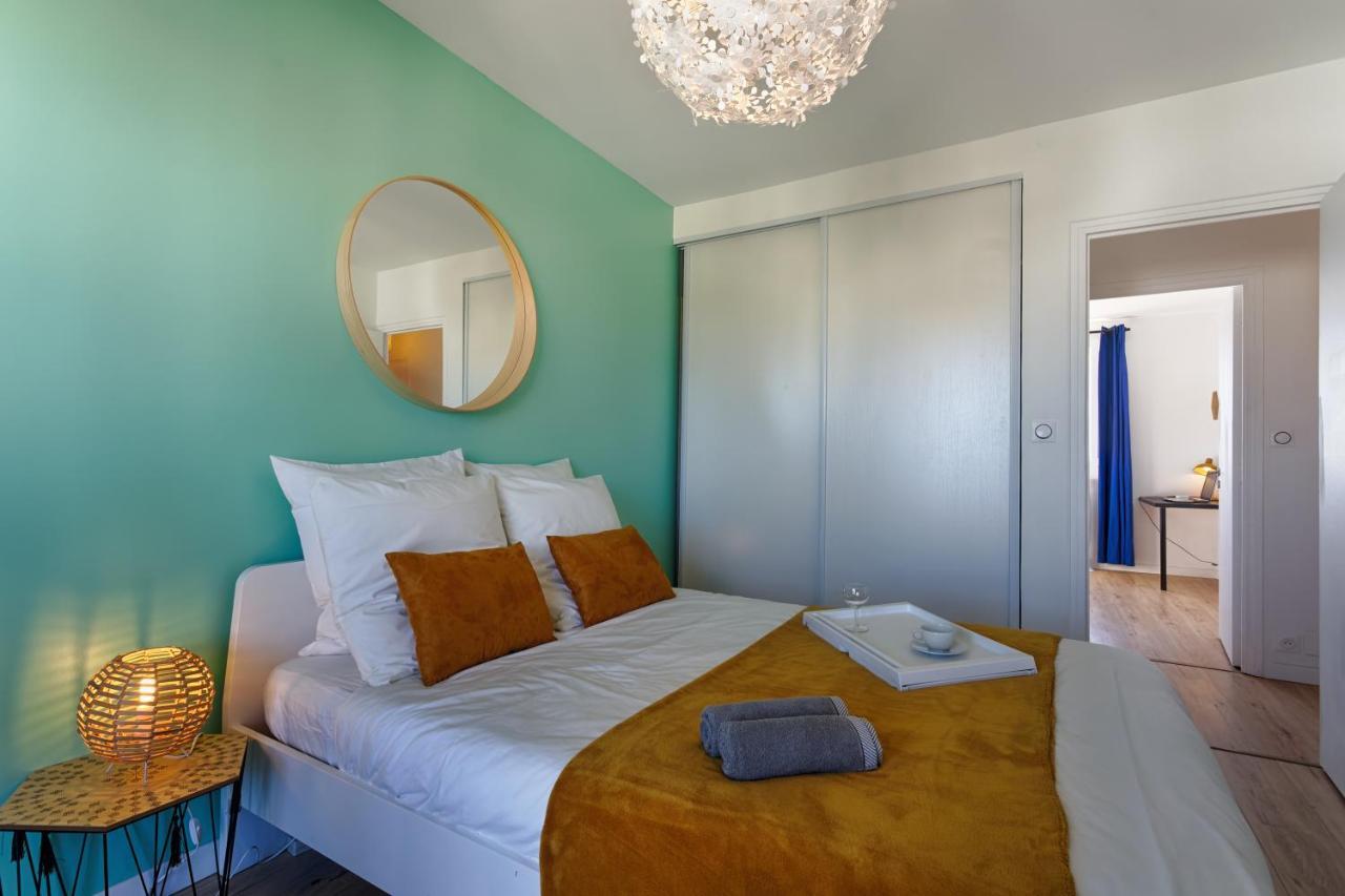 Smile Home: Panoramic Views & Sunny Terrace Oasis Apartment *