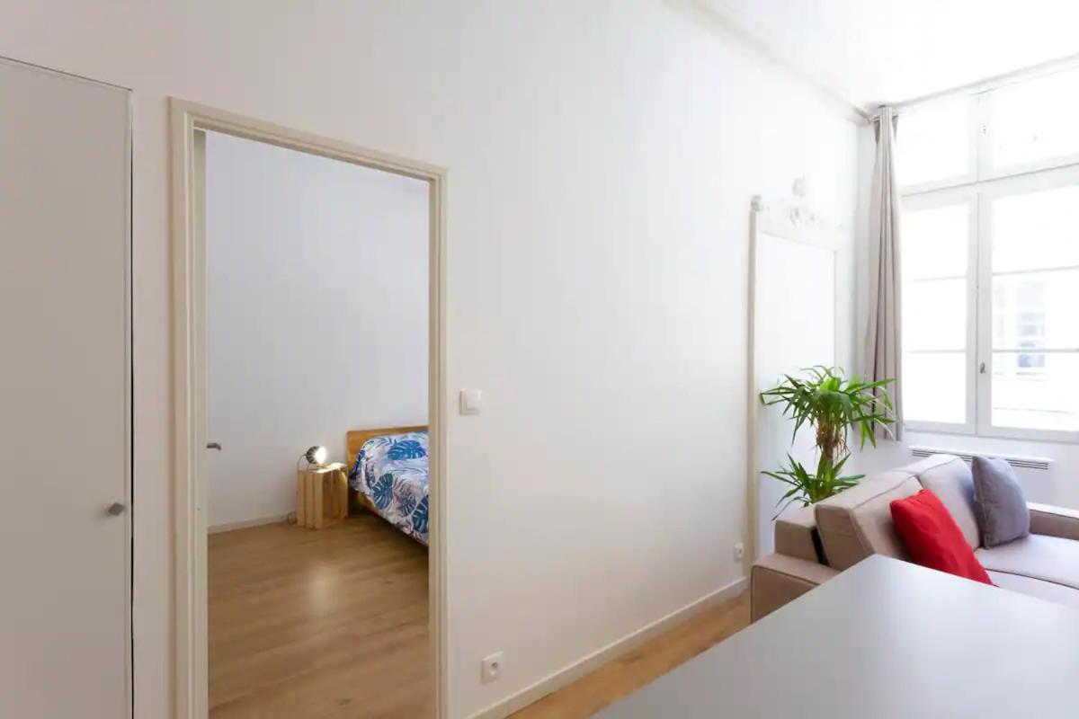 Apartment Magnifique 2 Pieces - Plein Centre - Tram 1 Min