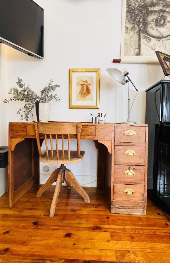 Apartment Courbet's Bachelor Pad