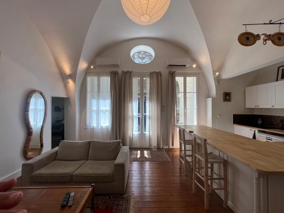 Courbet's Bachelor Pad Montpellier