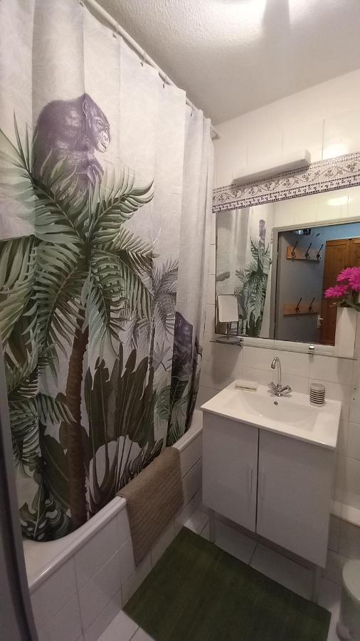 Studio La Boheme Wifi ,fibre, Garage Prive, Jardinet. Rdc. Tram L1 A 400 M Apartment Montpellier
