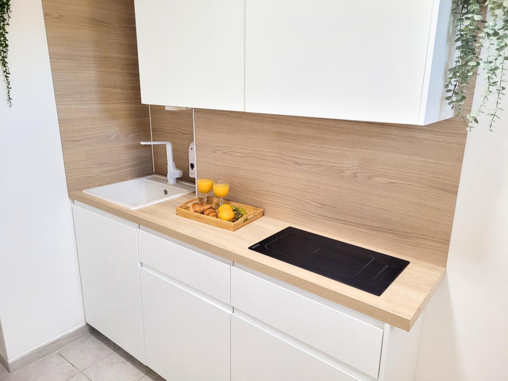 Climatisee Lit Double - Proche Tram & Centre Appartement