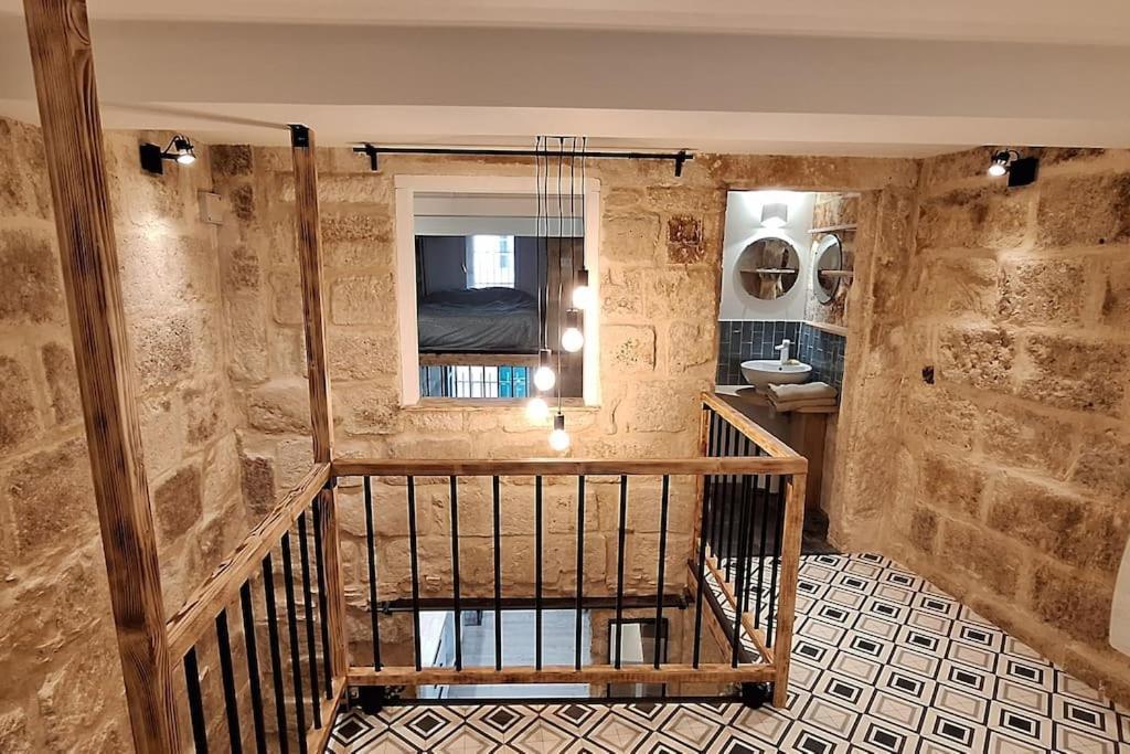 Sleep-in-montpellier, Gaya, 6 Pers, Ecusson *