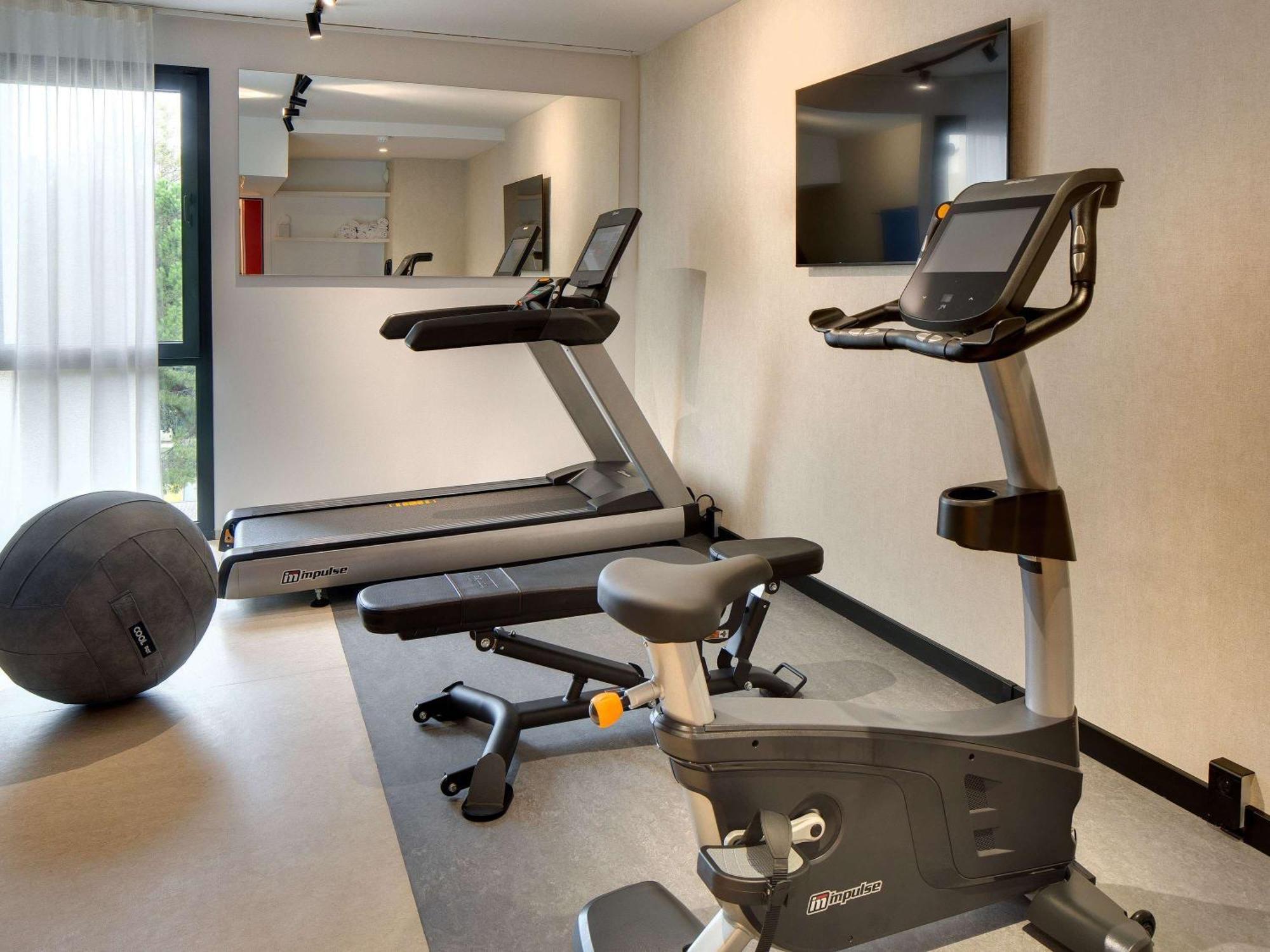 Mercure Centre Comedie 4*