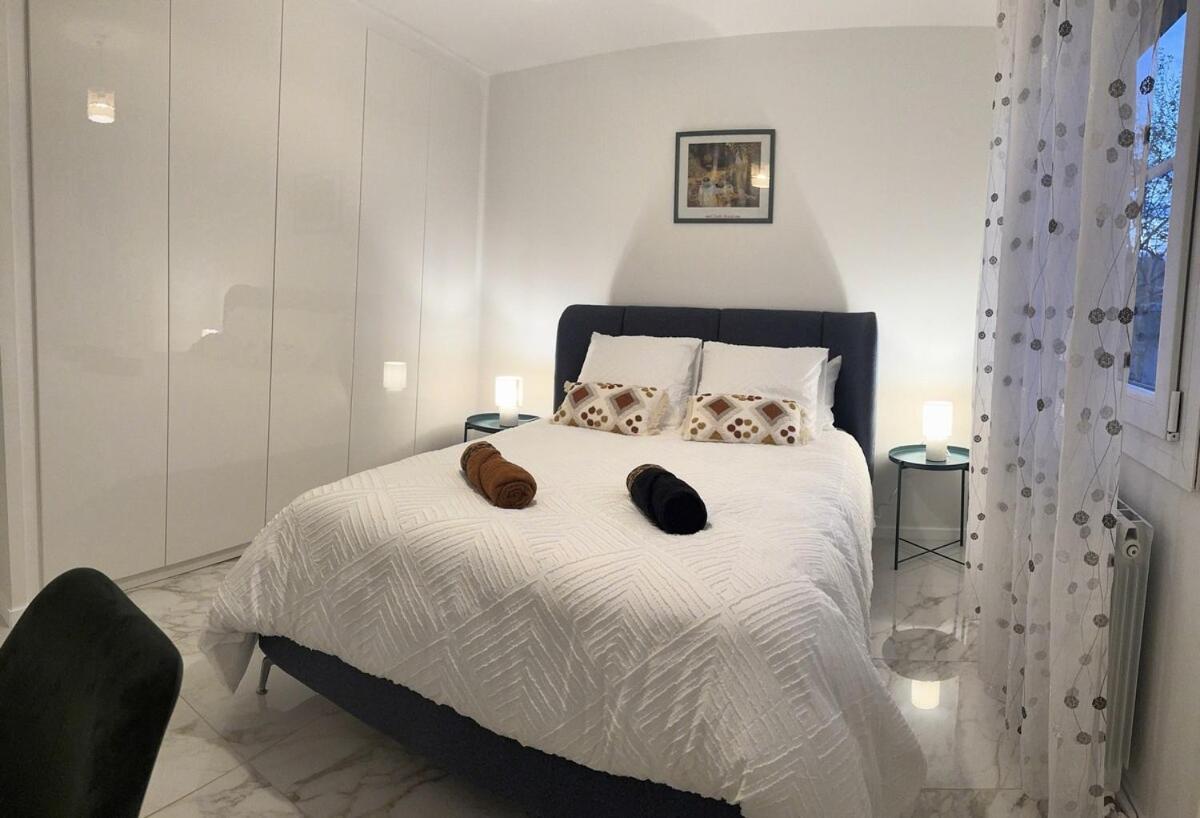 Trigone Premium 4 Stars * Montpellier