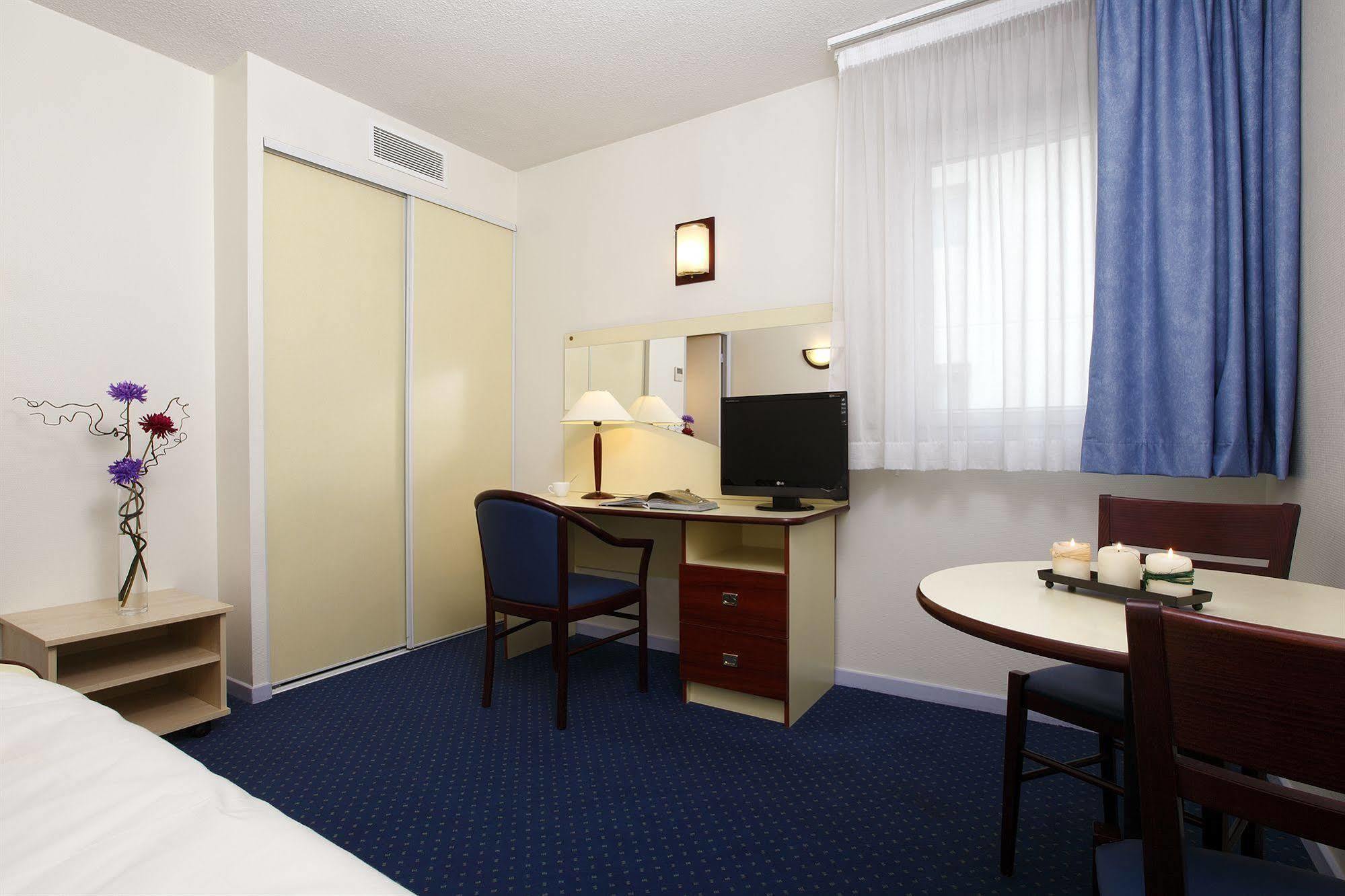 Appart'city Confort Saint Roch Appart hôtel Montpellier