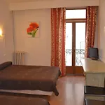 Hotel De Paris