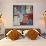 Home Chic Home - La Terrasse Bazille - Netflix
