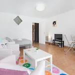 Charming Studio Close To The Train Station - Air Rental