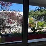 Appartement En Residence Climatise Avec Parking