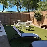 Maison De Plein Pied Divisee En 2 Appartements F3 Independant, Situe A Jacou, A 15Km Des Plages, 5Km De Montpellier Centre, Attention Le Tarif Propose Est Pour Un Appartement Si Vous Souhaitez Louer Les 2 Reservez 2 Hebergements