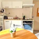 Le Cosy - Appartement 1 Chambre - 4Pers - Wifi - Parking Bail Mobilite