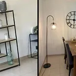 Havre De Paix Renove Aux Arceaux, Montpellier 55M2