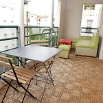 Superbe T3, Spacieux Et Lumineux, 4Eme Etage Avec Ascenseur, Parking Et Terrasse