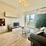 Jolie T2 40M2 Hopitaux Avec Terrasse Et Parking