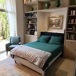 Suite Independante Avec 1 Chambre Et 1 Bureau