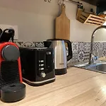 Joli Appartement Dans Le Coeur Historique Ecusson