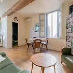 Le Petit Saint Jean T2, Clim, Centre Historique