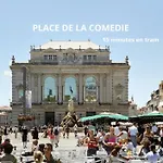 Adorable Studio - Netflix - Parking - Tramway - Proche Hopitaux