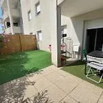 The Bounin Apartment - - Parking And Swimming Pool!