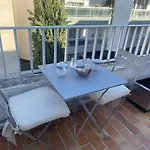 Studio With Beautiful Terrace And Air Conditioning