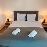 Le Perrault Elegance