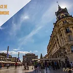 Loft - Climatisation, Parking, Tout Equipe