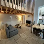 T3 Renove, Au Calme, Plein Centre Et Climatise