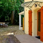 L\'Oree De La Lironde