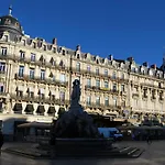 Chambre Montpellier Campanules