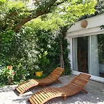 Grand studio avec piscine