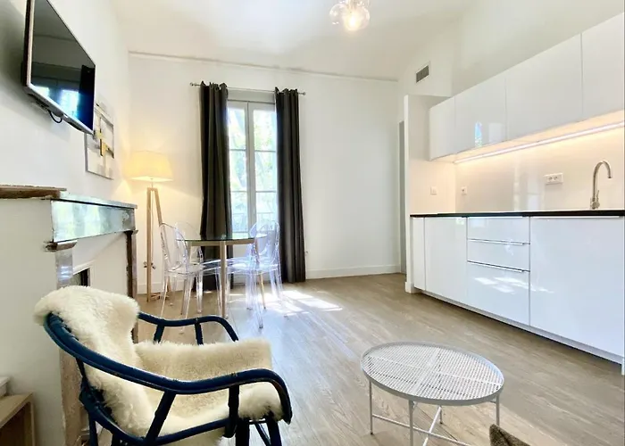 T2 Montpellier Centre, Climatise