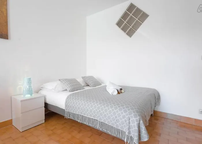 Charming Studio Close To The Train Station - Air Rental