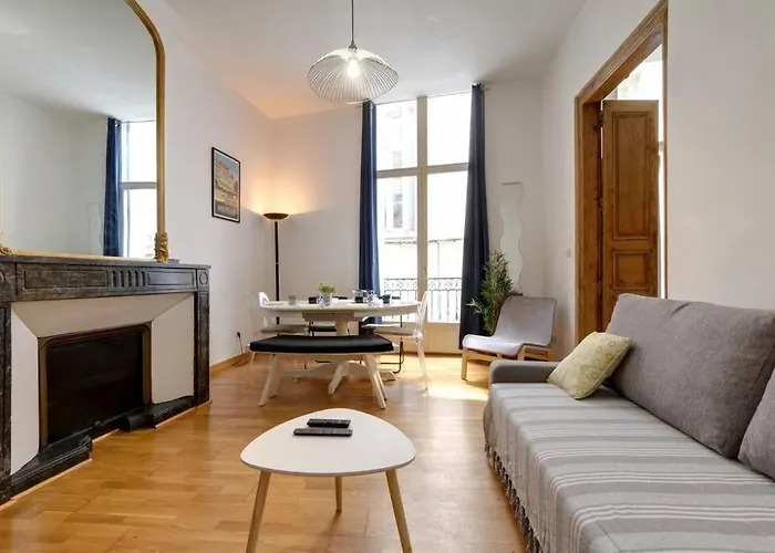 *Appart 2 Chambres, Hypercentre, Emplacement N°1*