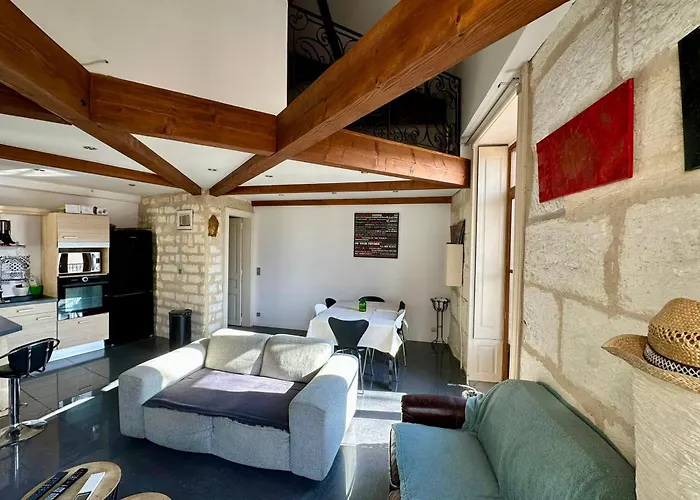 GROOMI Le Duplex- Climatisé, 3 chb centre de Montpellier!