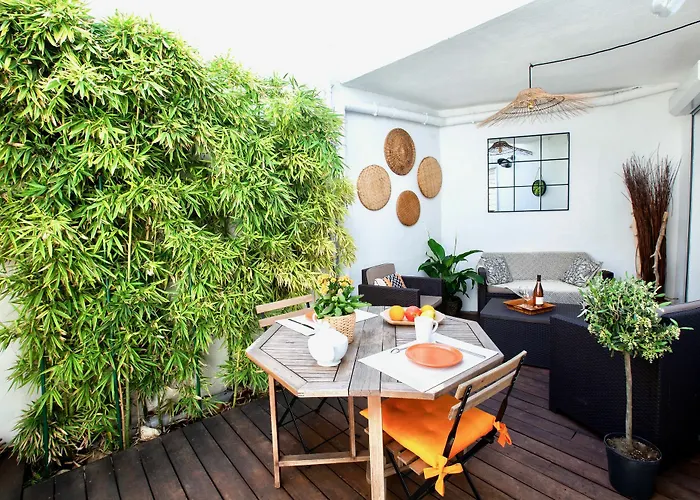 Home Chic Home - La Terrasse Bazille - Netflix