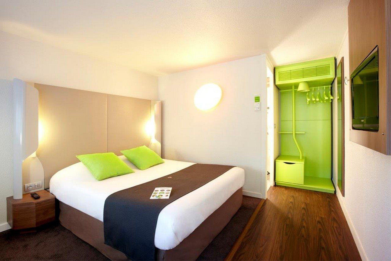 Hotel Campanile Est Le Millenaire