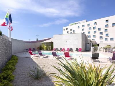 Hotel Holiday Express - Odysseum By Ihg