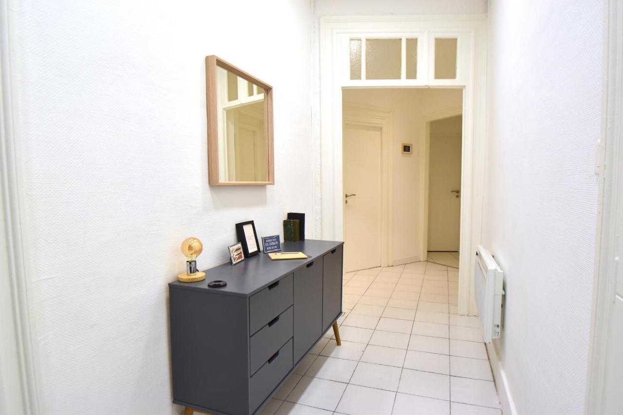 Сasa de vacaciones Gare Saint Roch Private Room *