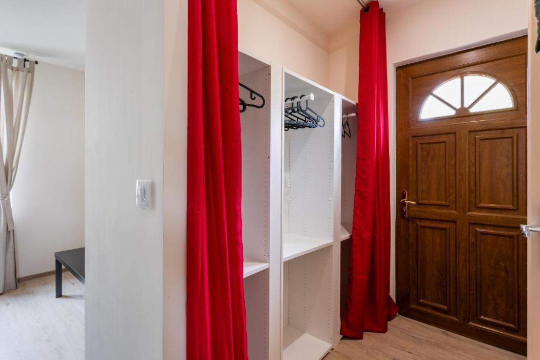 T2 Quiet, City Center, Private Parking Apartment Montpellier