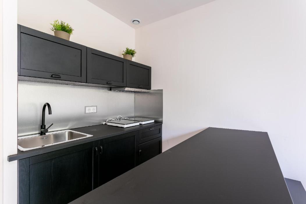 T2 Quiet, City Center, Private Parking Apartment *