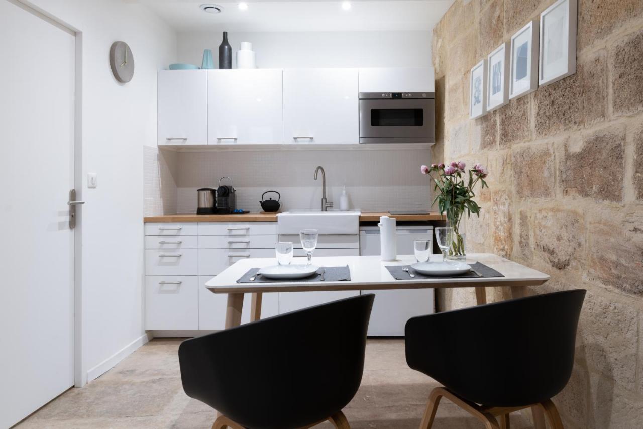 Apartment Design & Cosy - Centre Historique Ecusson