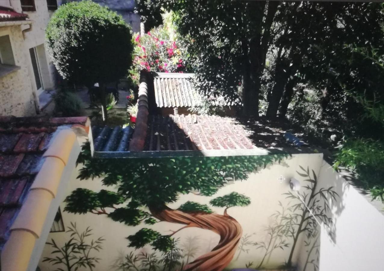 Appartement Volupté Classée 3 étoiles Avec Vue Sur Jardins, Garage Et Climatisation