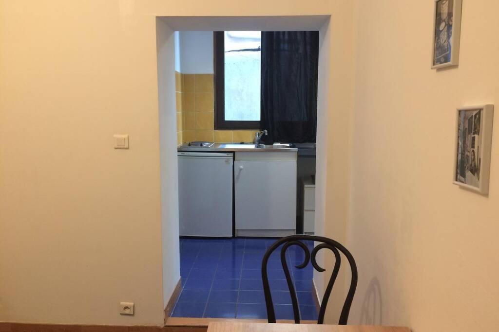 T1 Cv - Calme Avec Cour Apartment *
